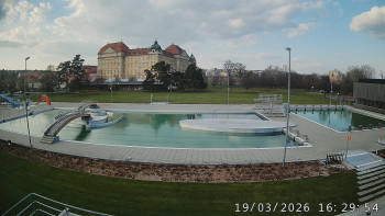 Městská plovárna Louka