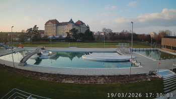 Městská plovárna Louka