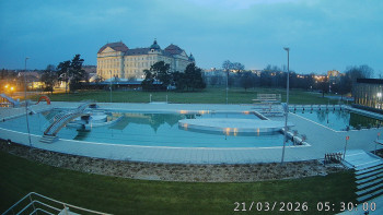 Městská plovárna Louka