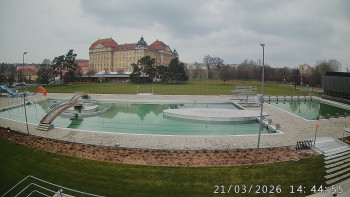 Městská plovárna Louka