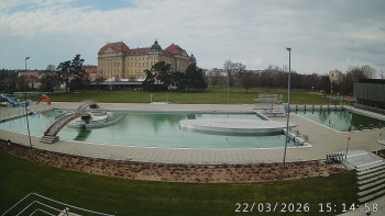 Městská plovárna Louka