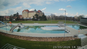 Městská plovárna Louka