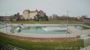 Městská plovárna Louka