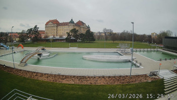 Městská plovárna Louka