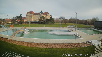 Městská plovárna Louka