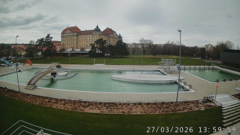 Městská plovárna Louka