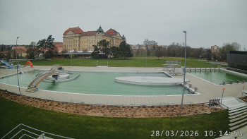 Městská plovárna Louka