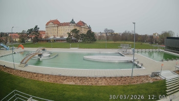 Městská plovárna Louka