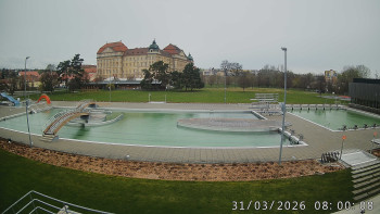 Městská plovárna Louka