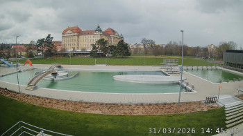 Městská plovárna Louka