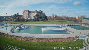 Městská plovárna Louka