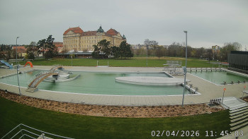 Městská plovárna Louka