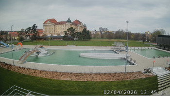 Městská plovárna Louka