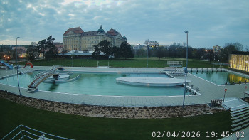 Městská plovárna Louka