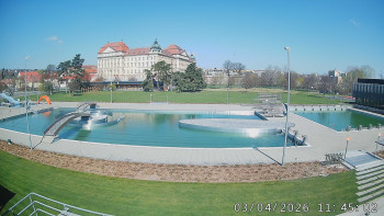 Městská plovárna Louka