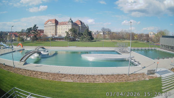 Městská plovárna Louka