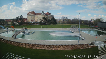 Městská plovárna Louka