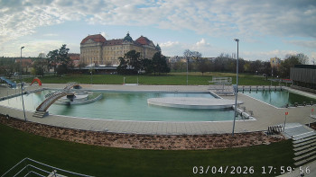 Městská plovárna Louka