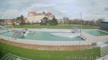 Městská plovárna Louka