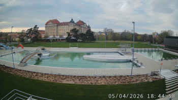 Městská plovárna Louka