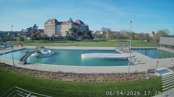 Městská plovárna Louka