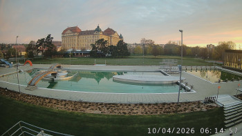 Městská plovárna Louka