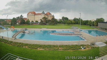 Městská plovárna Louka