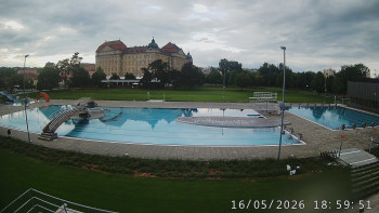 Městská plovárna Louka