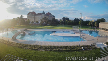 Městská plovárna Louka
