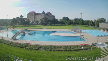 Městská plovárna Louka