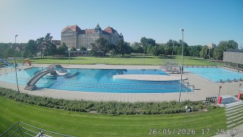Městská plovárna Louka
