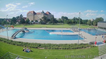 Městská plovárna Louka