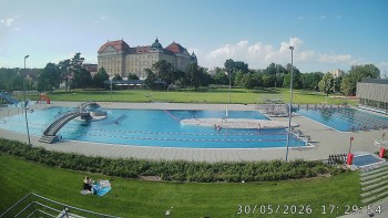 Městská plovárna Louka