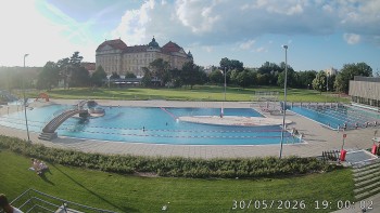 Městská plovárna Louka