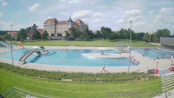 Městská plovárna Louka