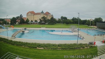 Městská plovárna Louka