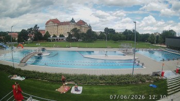 Městská plovárna Louka
