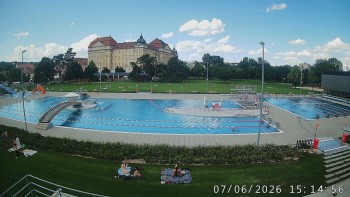 Městská plovárna Louka