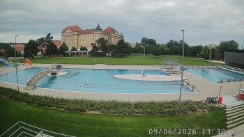 Městská plovárna Louka