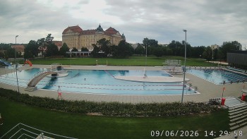 Městská plovárna Louka