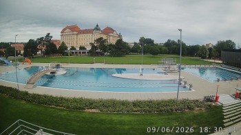 Městská plovárna Louka