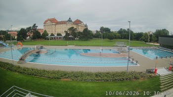 Městská plovárna Louka