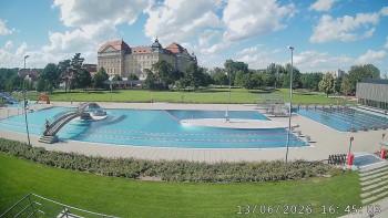 Městská plovárna Louka