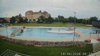 Městská plovárna Louka