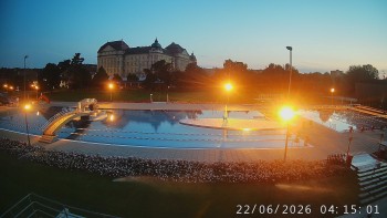 Městská plovárna Louka