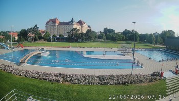 Městská plovárna Louka