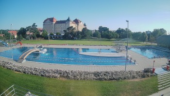 Městská plovárna Louka