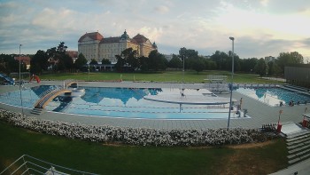 Městská plovárna Louka