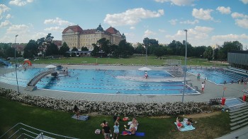 Městská plovárna Louka