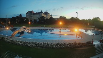 Městská plovárna Louka